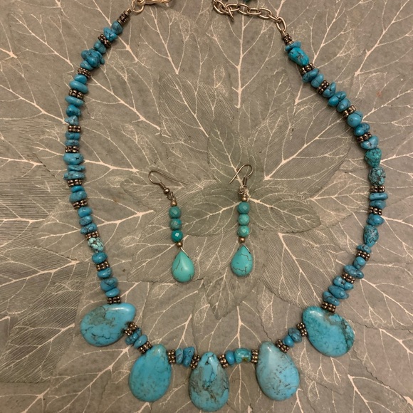 Turquoise Tear Drop necklaces - Picture 12 of 13